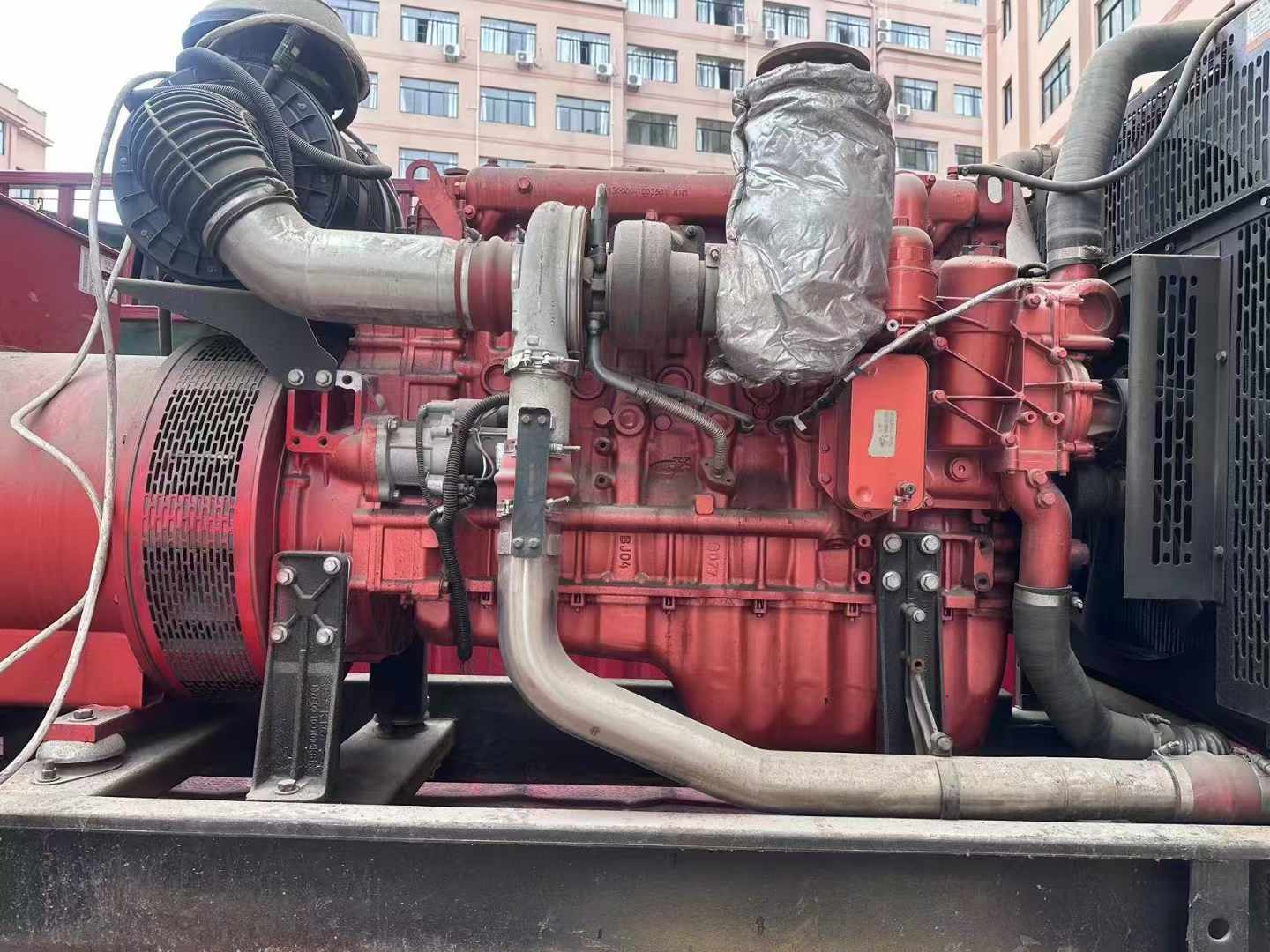 钦州如何选择适合 600kW 柴油发电机组的过载保护器？
